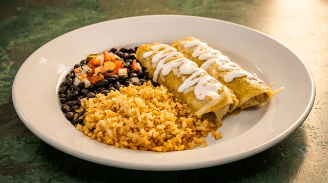 Enchiladas de Camaron y Espinacas.